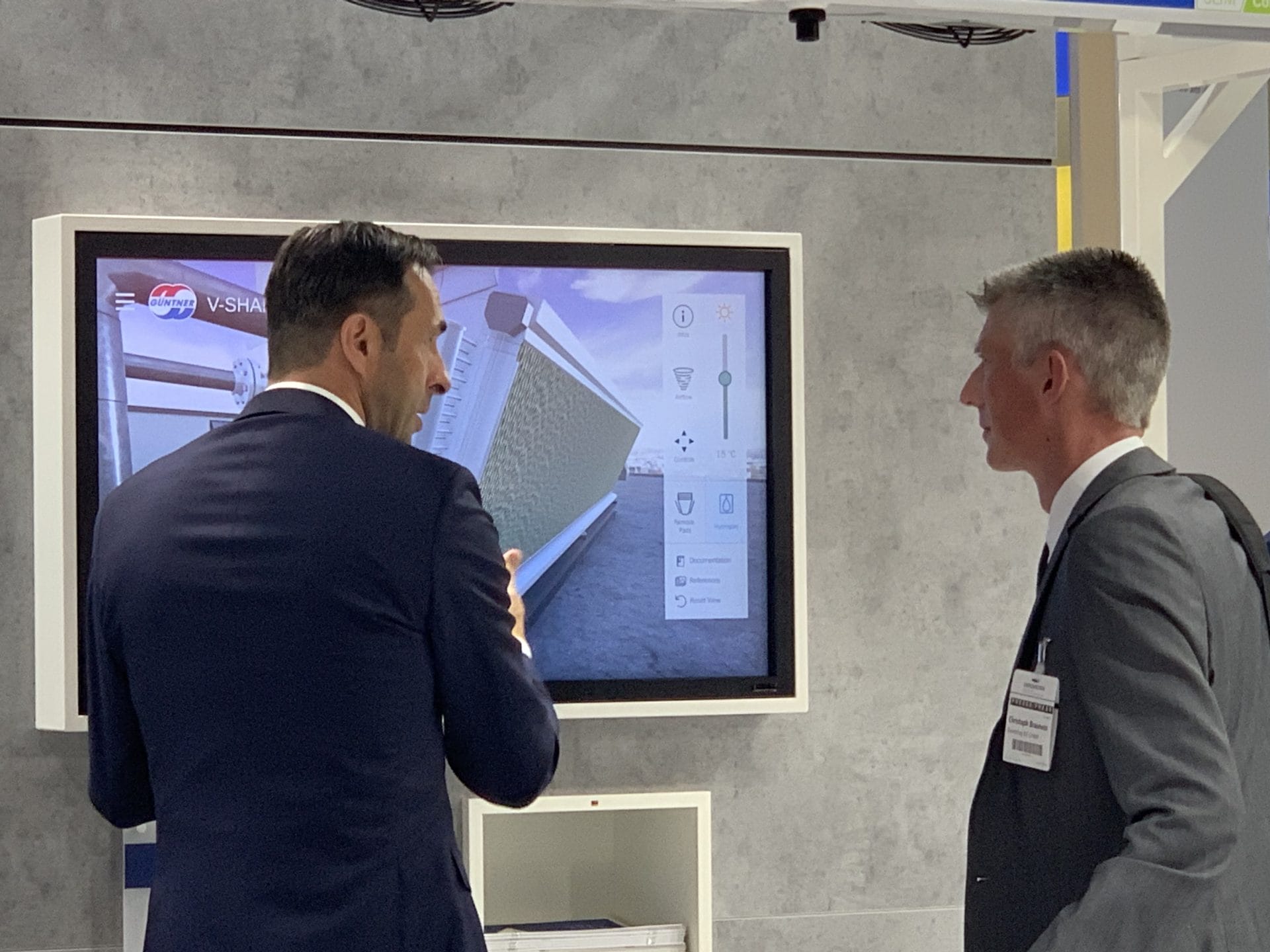 Guentner at Chillventa 2018-App being used