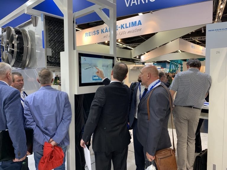 Guentner at Chillventa 2018-App being used