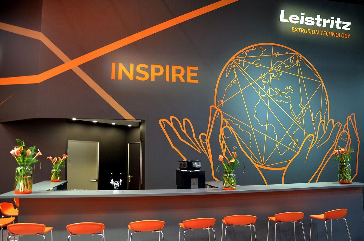 Leistritz exhibition booth - Bar